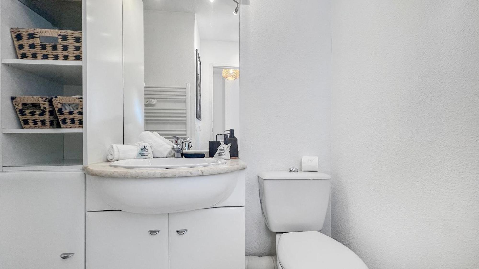 אנמסה Homey Wild - Proche Gare Et Tram - Proche Centre - Balcon Prive - Parking Prive - Wifi Gratuit מראה חיצוני תמונה
